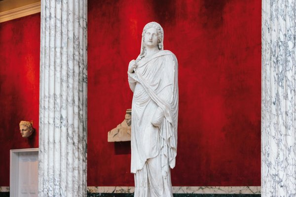 Ours en rose : un cadeau unique pour transmettre un message